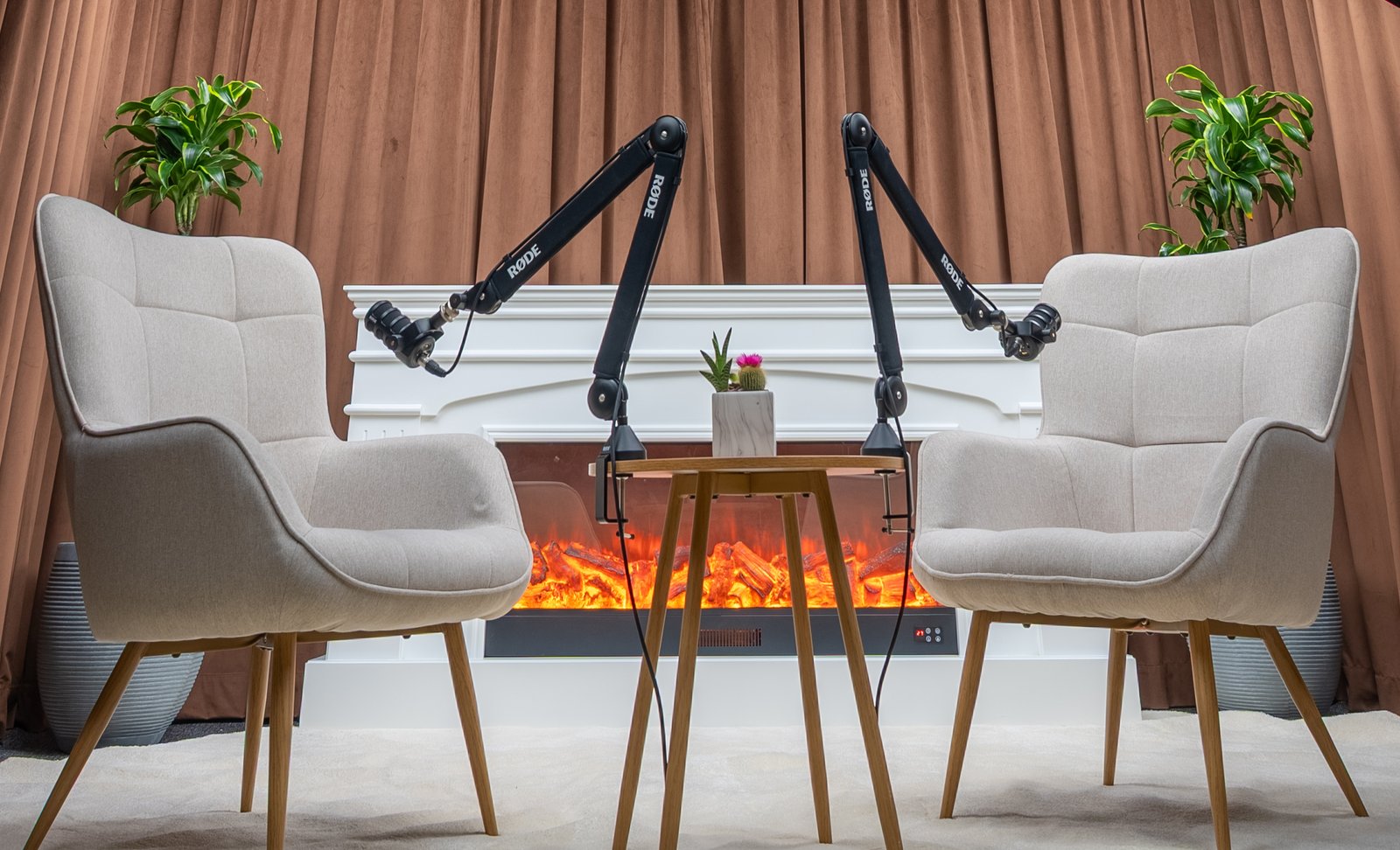 Vision Frame Studios podcast recording studio in Dubai
